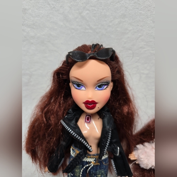 Bratz Twins Twiins Phoebe and Roxxi 2004 1st Edition- Read Description - Picture 10 of 16